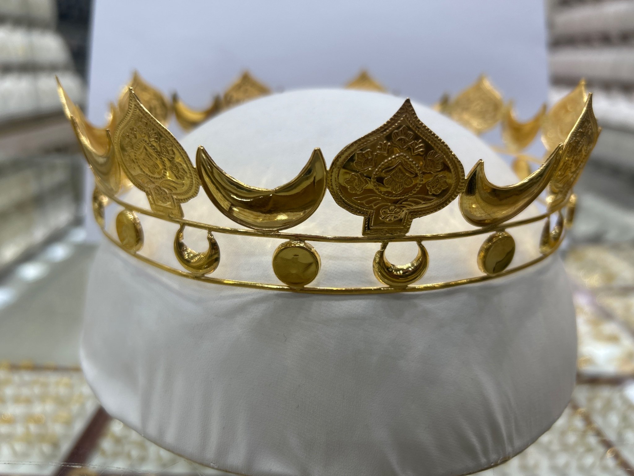تاج ملكي عرايسي فخم ذهب عيار 21