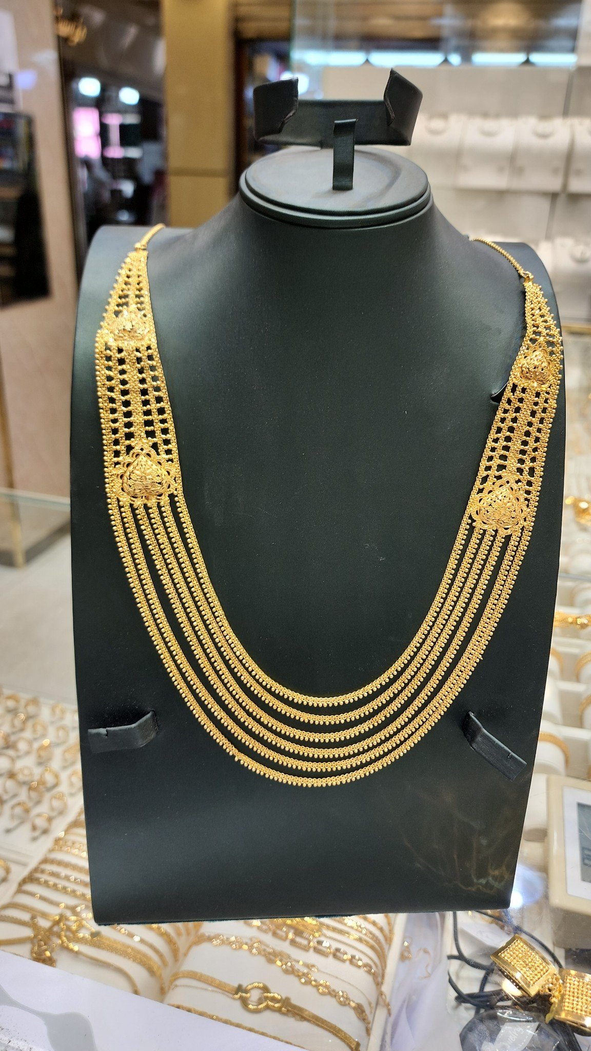 اطقم عيار ٢١