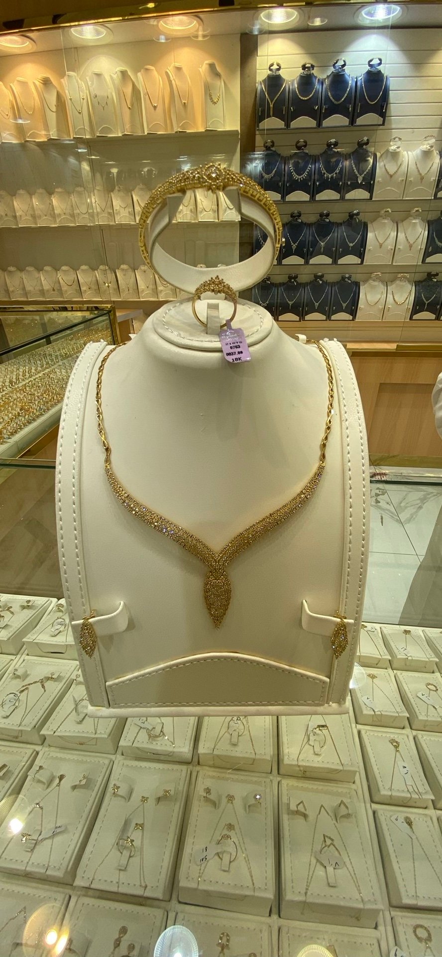 طقم عيار 18